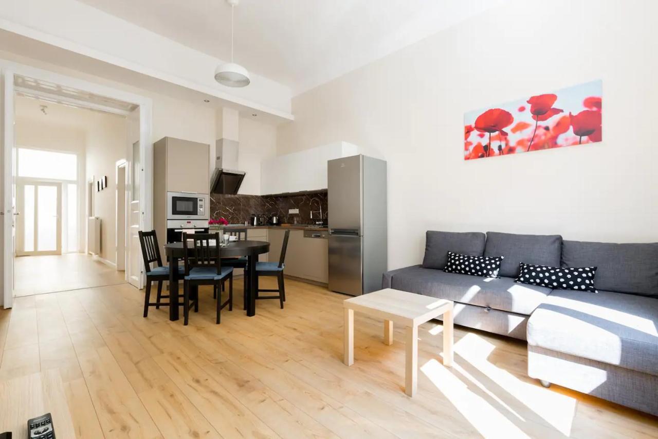 Kresz Geza 29 Westend Station 2 Bedrooms+Living Ac Будапешт Экстерьер фото