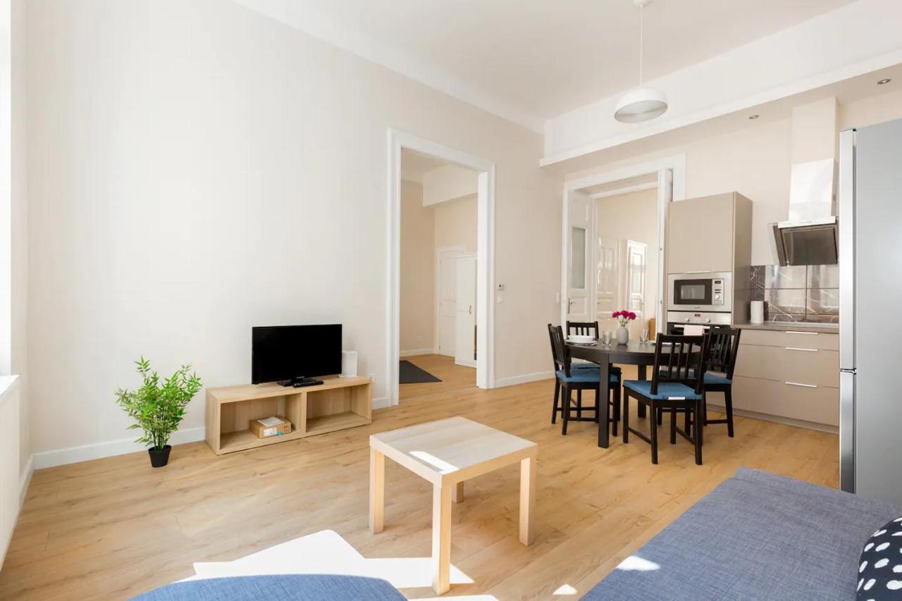 Kresz Geza 29 Westend Station 2 Bedrooms+Living Ac Будапешт Экстерьер фото
